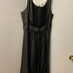 WHITE HOUSE BLACK MARKET FORMAL DRESS